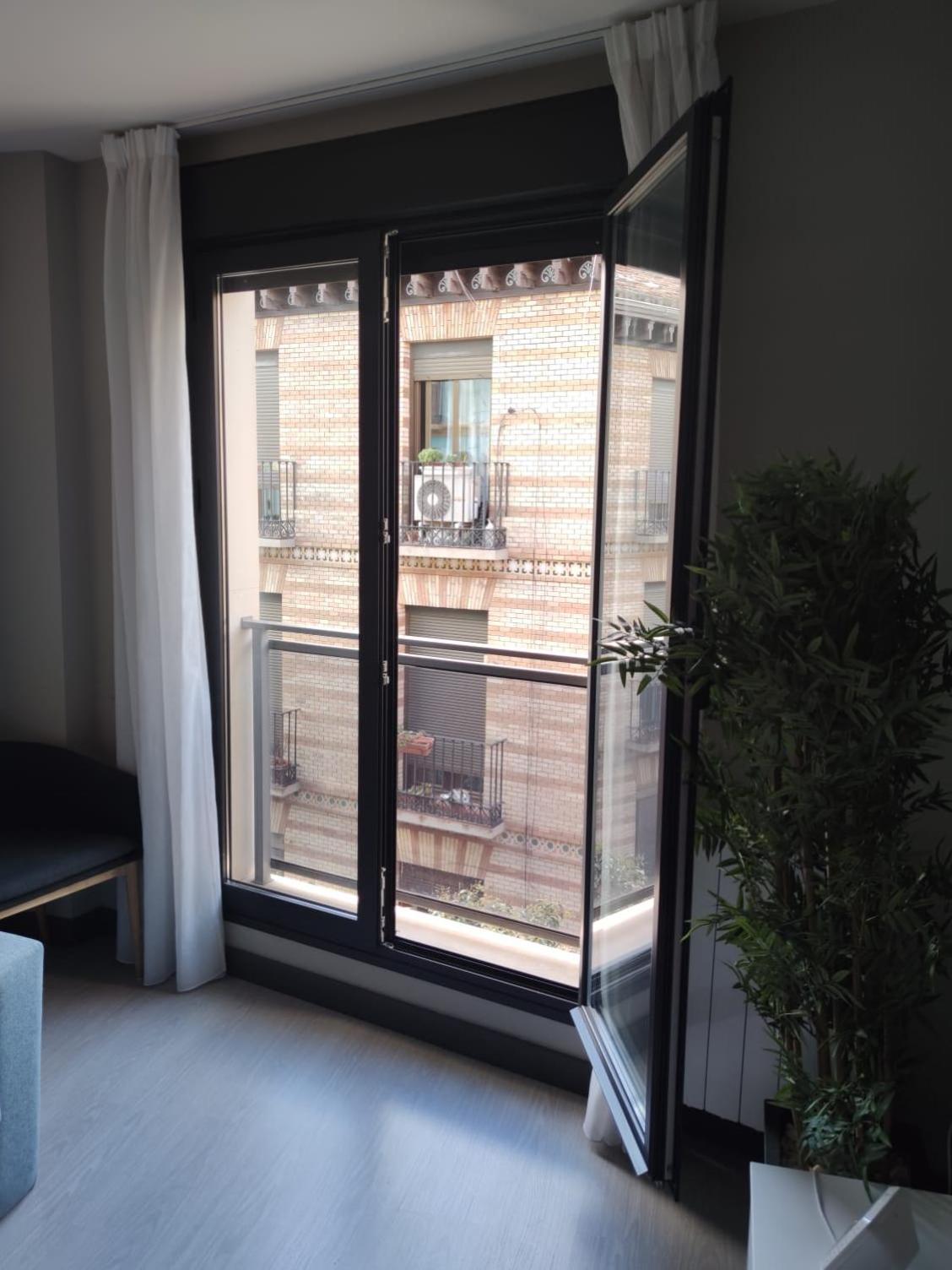 Eh - Apartamentos Heroismo ซาราโกซา ภายนอก รูปภาพ